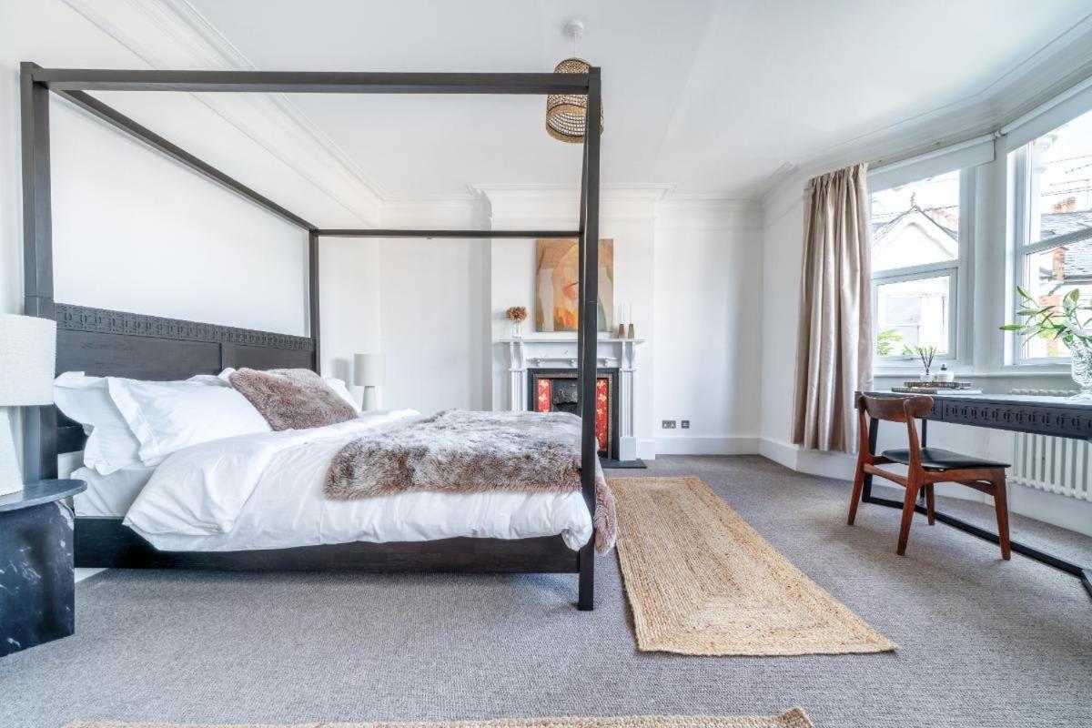 Casa vacanze Stunning 5bd With Private Garden & Parking Access Londra