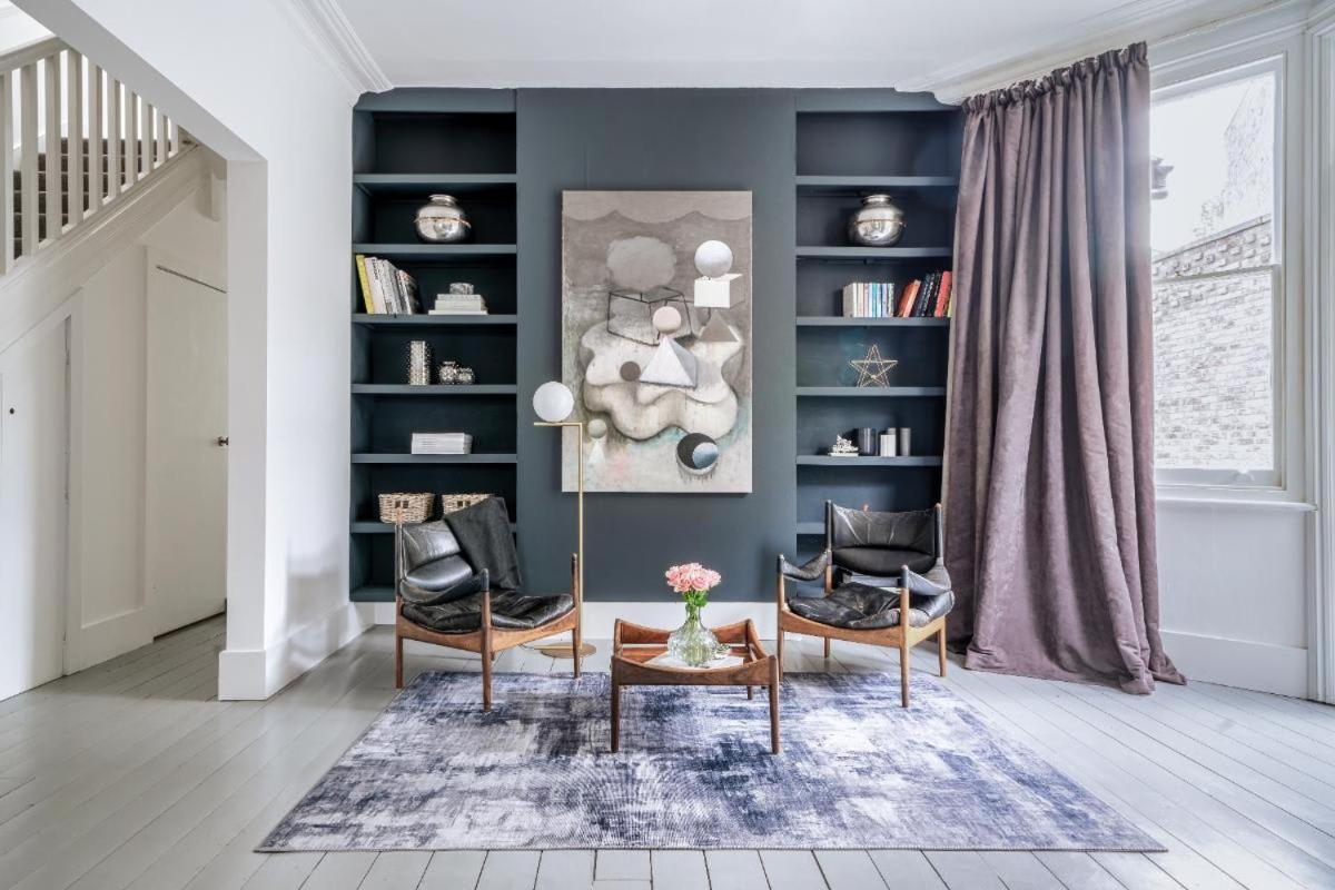 Stunning 5bd With Private Garden & Parking Access * Londra